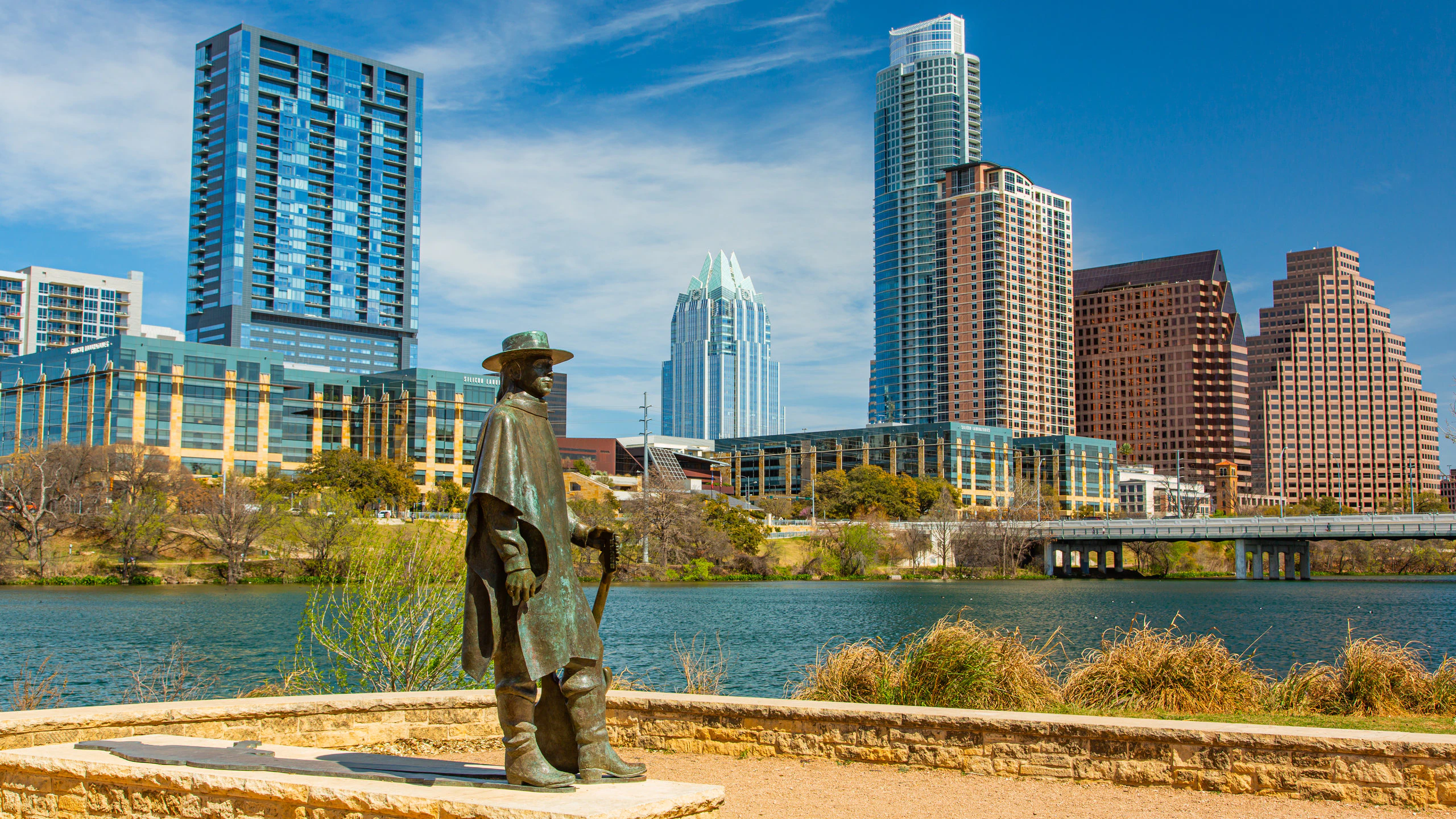 Stay Ahead with Rajkot: Top WhatsApp News Groups Keeping You Informed Instantly