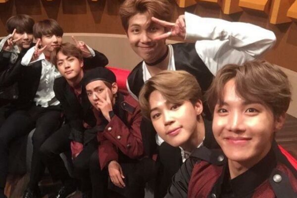 Grupo de WhatsApp 𝙱𝚃𝚂&𝐀𝐫𝐦𝐲𝐬